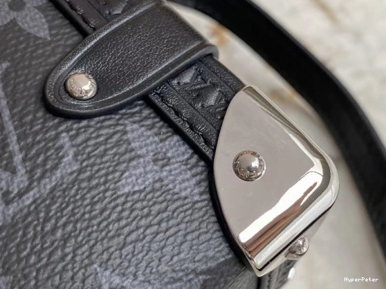 LOUIS SIDE VUITTON TRUNK MM 0801